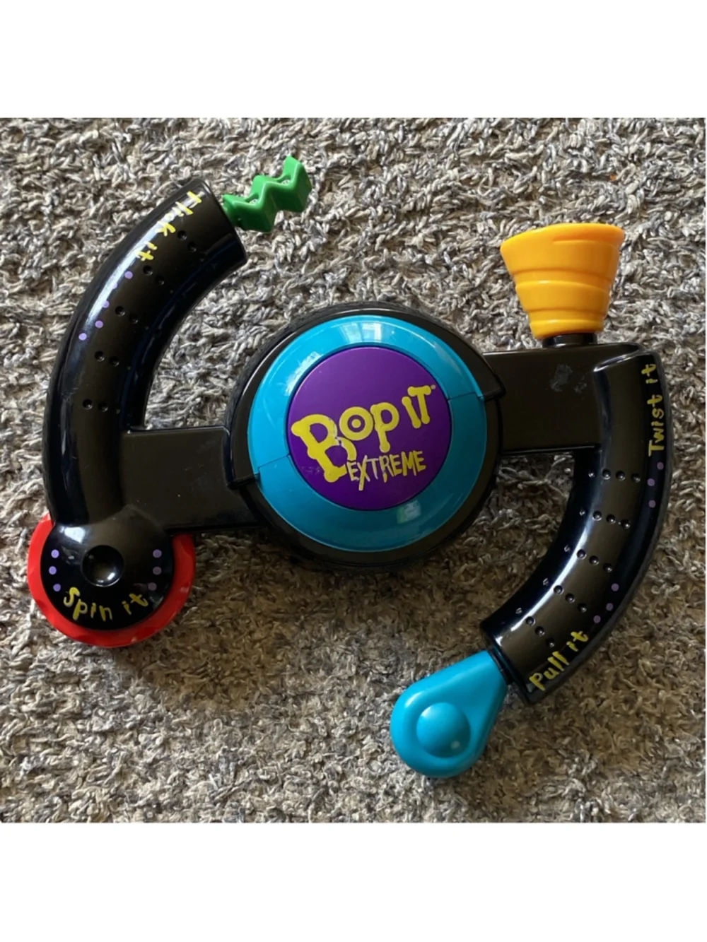 Hasbro bop it